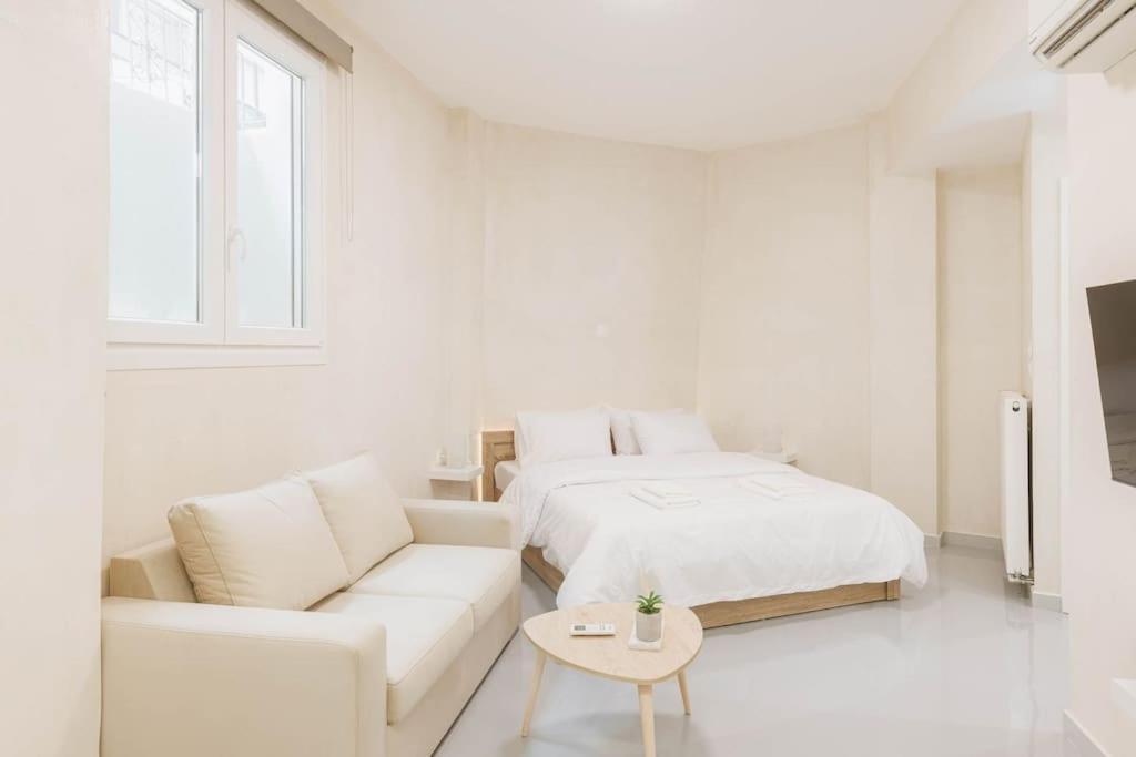 Modern Hiding Place In The Heart Of アテネ エクステリア 写真
